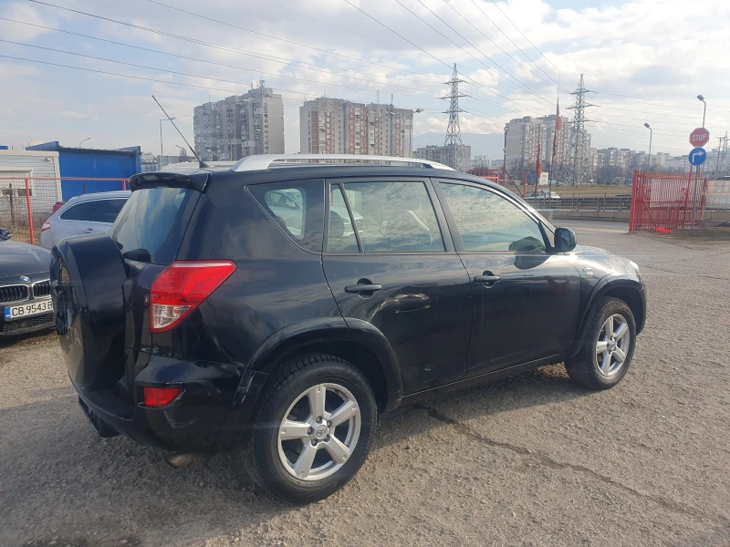 Toyota Rav4 2.2 D CAT/4x4, снимка 4 - Автомобили и джипове - 49289204