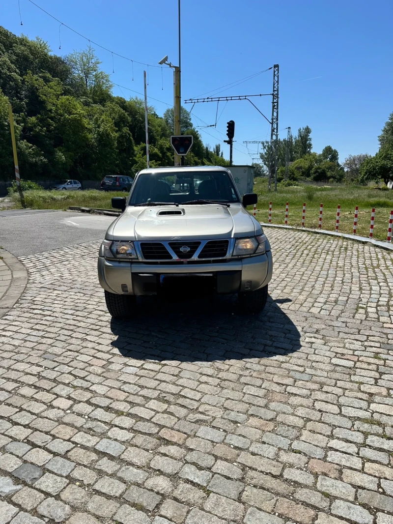 Nissan Patrol, снимка 8 - Автомобили и джипове - 50814380