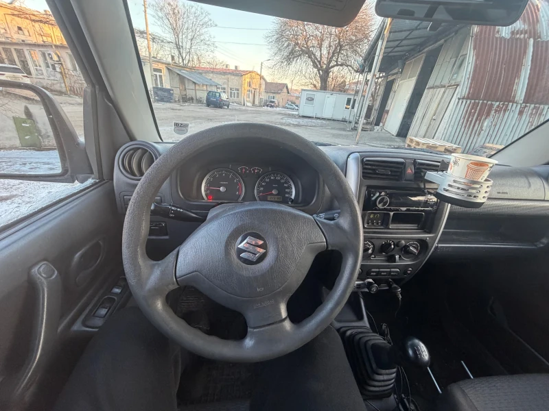 Suzuki Jimny, снимка 8 - Автомобили и джипове - 53101803