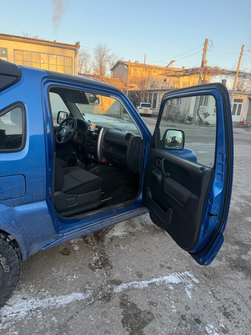 Suzuki Jimny, снимка 2 - Автомобили и джипове - 53101803