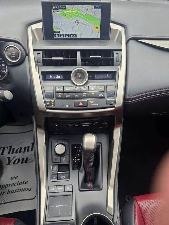 Lexus NX 200t HEATED & COOLING| SUNROOF SEATS| , снимка 14 - Автомобили и джипове - 53355533