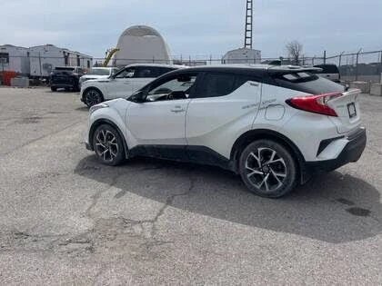 Toyota C-HR XLE* АвтоКредит* (ЦЕНА ДО БГ), снимка 8 - Автомобили и джипове - 54148683