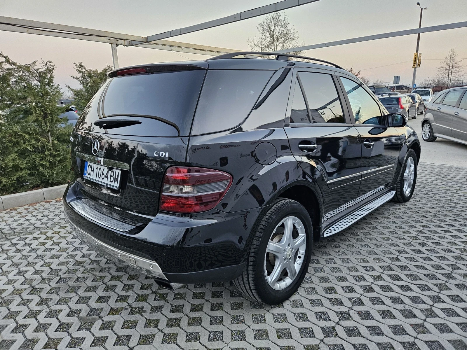 Mercedes-Benz ML 320 3.0CDI-224кс= 4х4= ШИБЕДАХ= ПОДГРЕВ= AIR - изображение 3