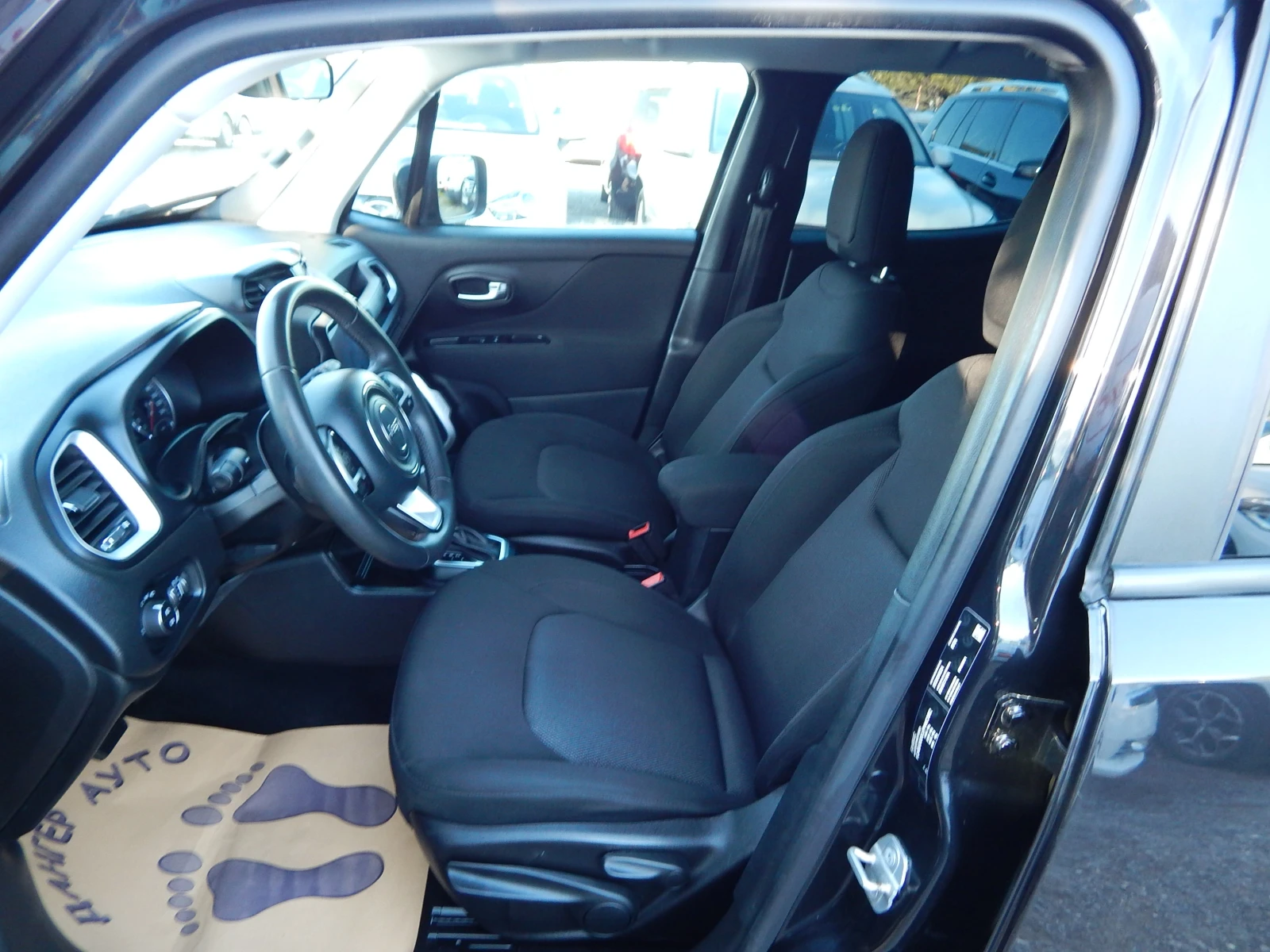 Jeep Renegade 1.4T* АВТОМАТИК*  - изображение 10