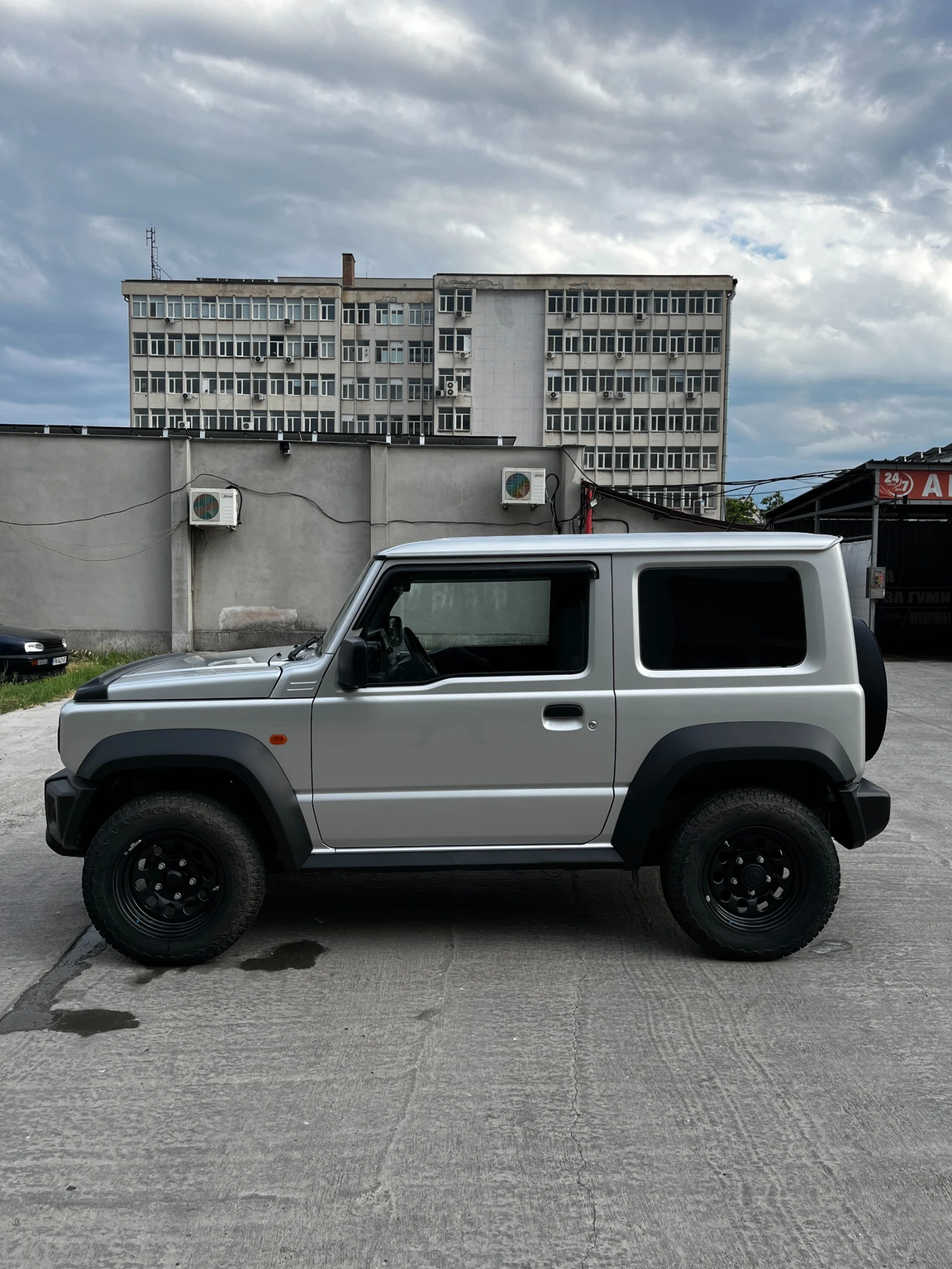 Suzuki Jimny 1.5 ALLGRIP 4x4 COMFORT - изображение 2