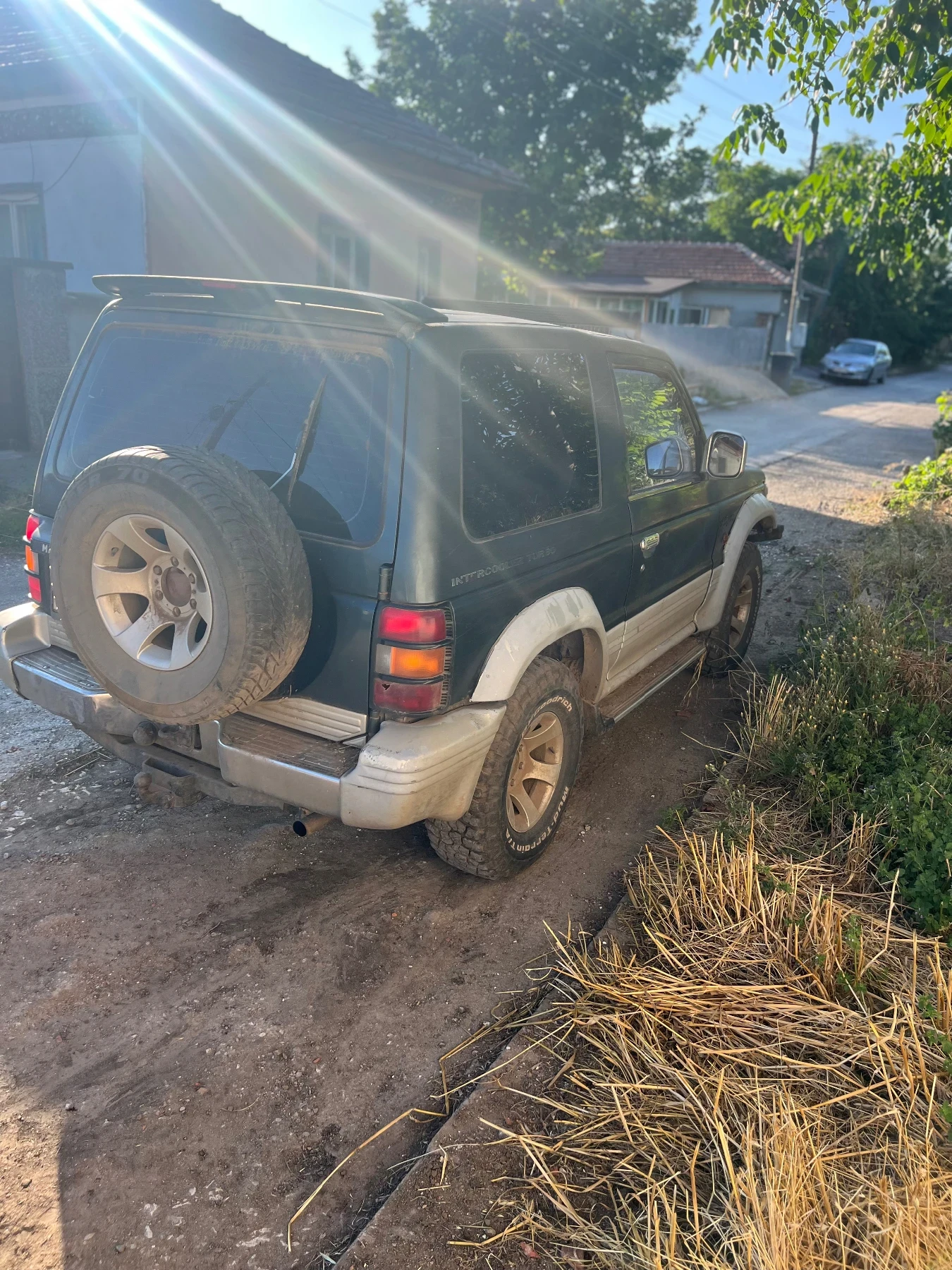 Mitsubishi Pajero 2.5 - изображение 6
