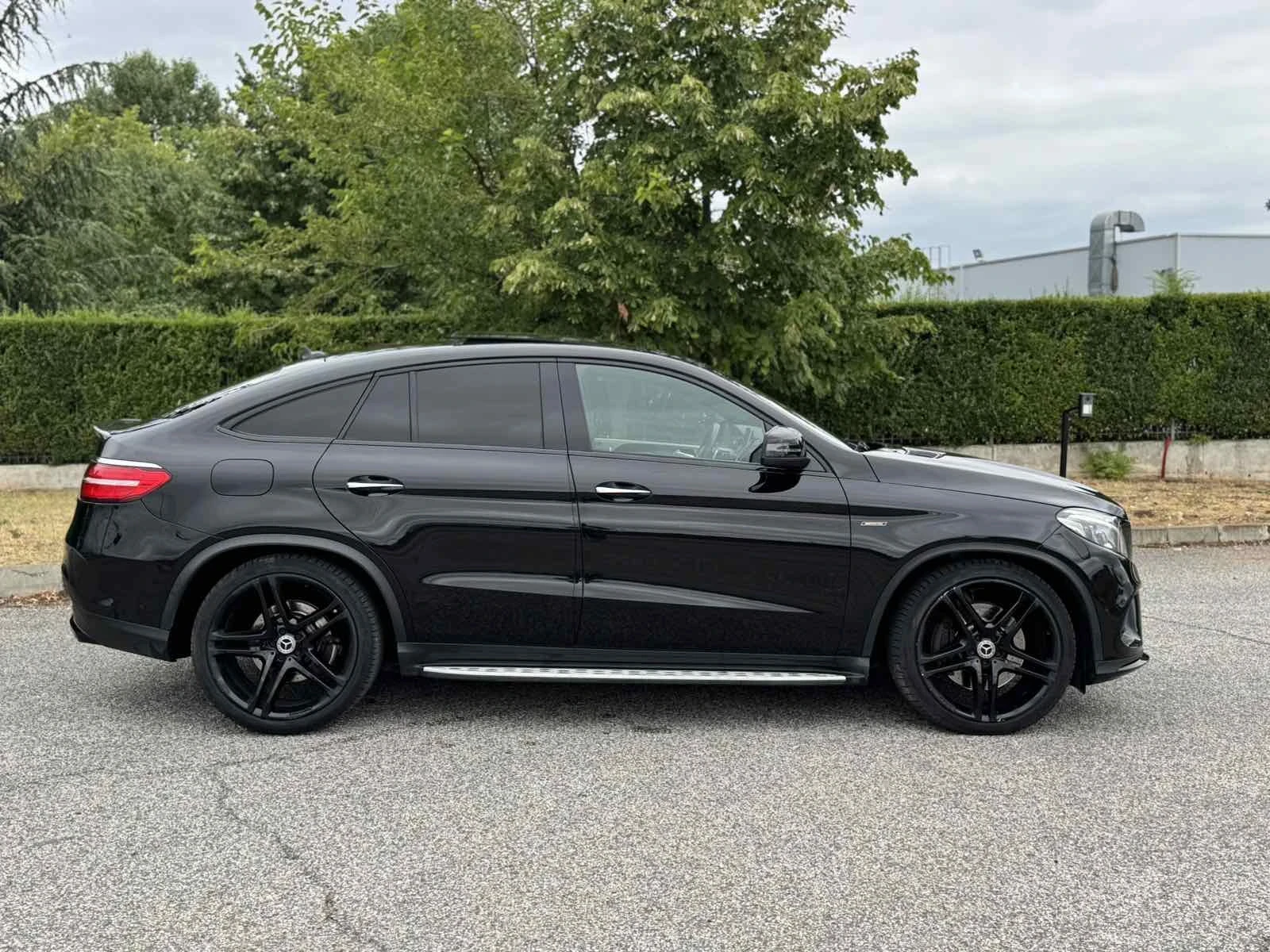 Mercedes-Benz GLE 450 AMG CARBON* 3xTV* SOFT-CLOSE*  - изображение 8