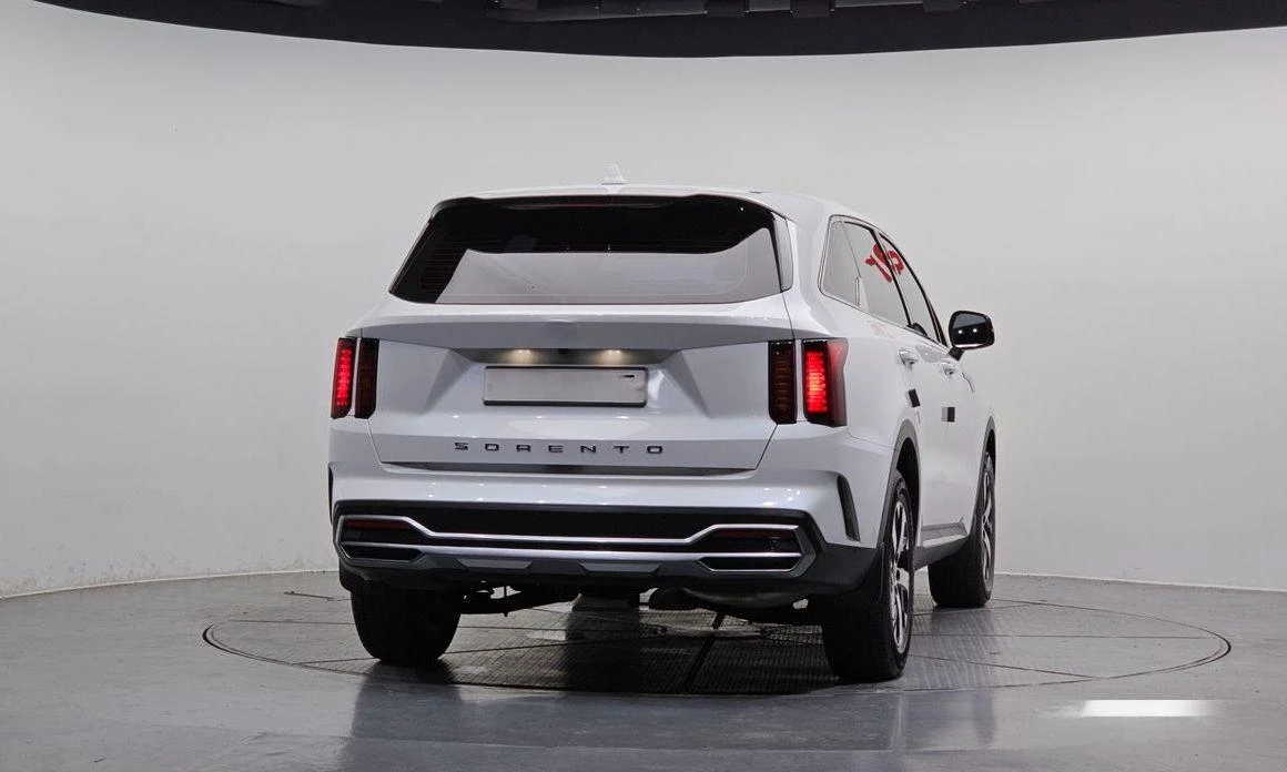 Kia Sorento Diesel 2.2 2WD Trendy * НАЙ-ДОБРА ЦЕНА В БЪЛГАРИЯ* - изображение 4