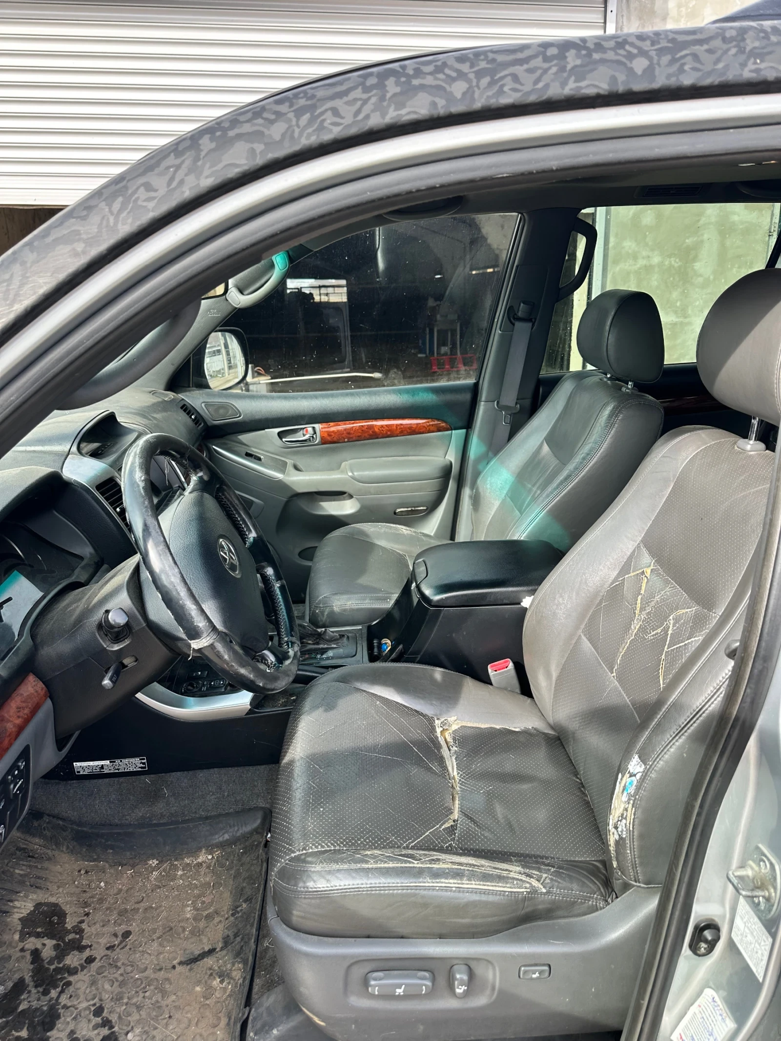 Toyota Land cruiser 120, 4.0 бензин, снимка 4 - Автомобили и джипове - 53737931