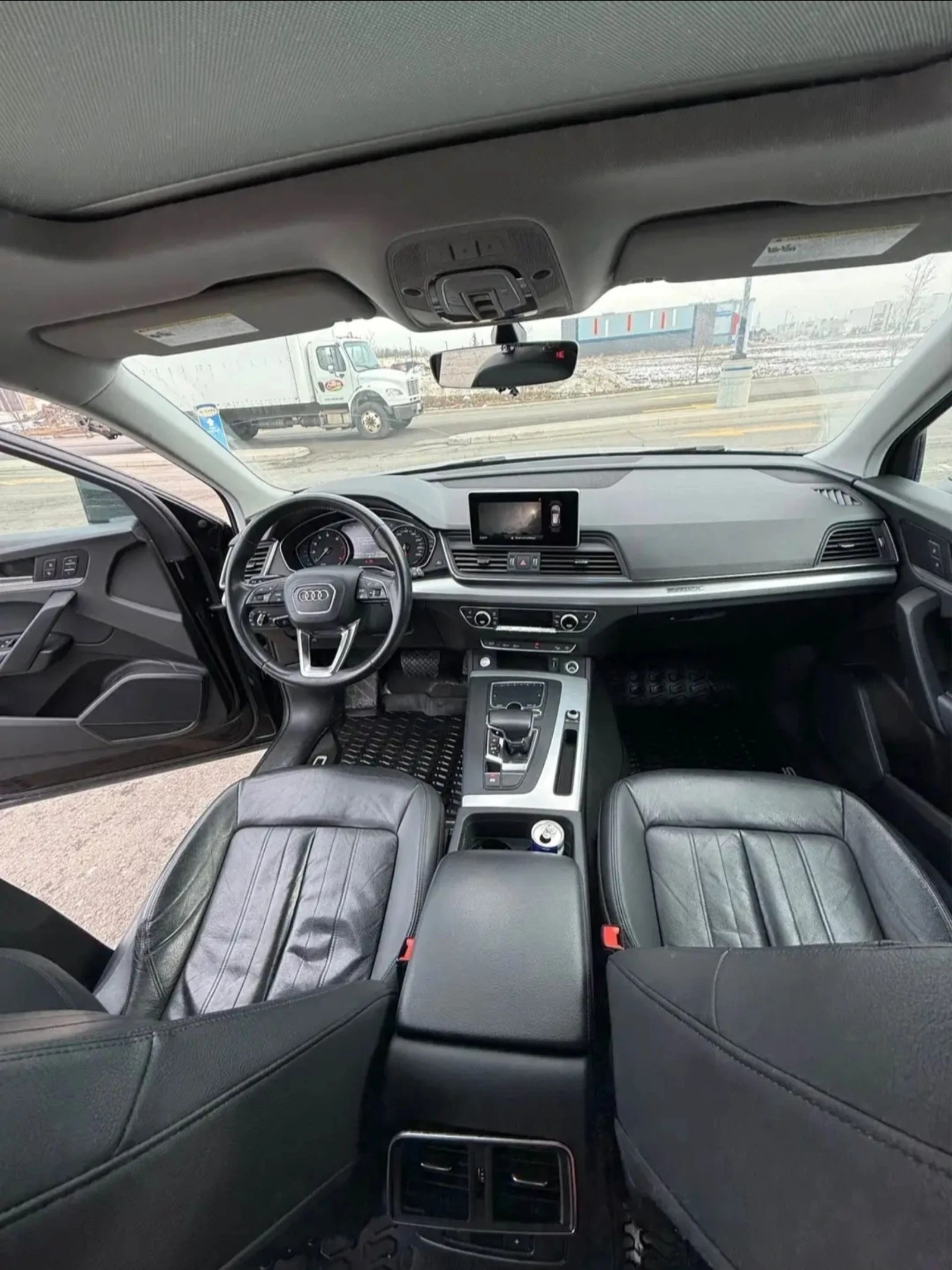 Audi Q5 2018/4x4/ЛЮК/ПОДГРЕВ/КАМЕРА/2.0T/Carfax, снимка 7 - Автомобили и джипове - 53795477