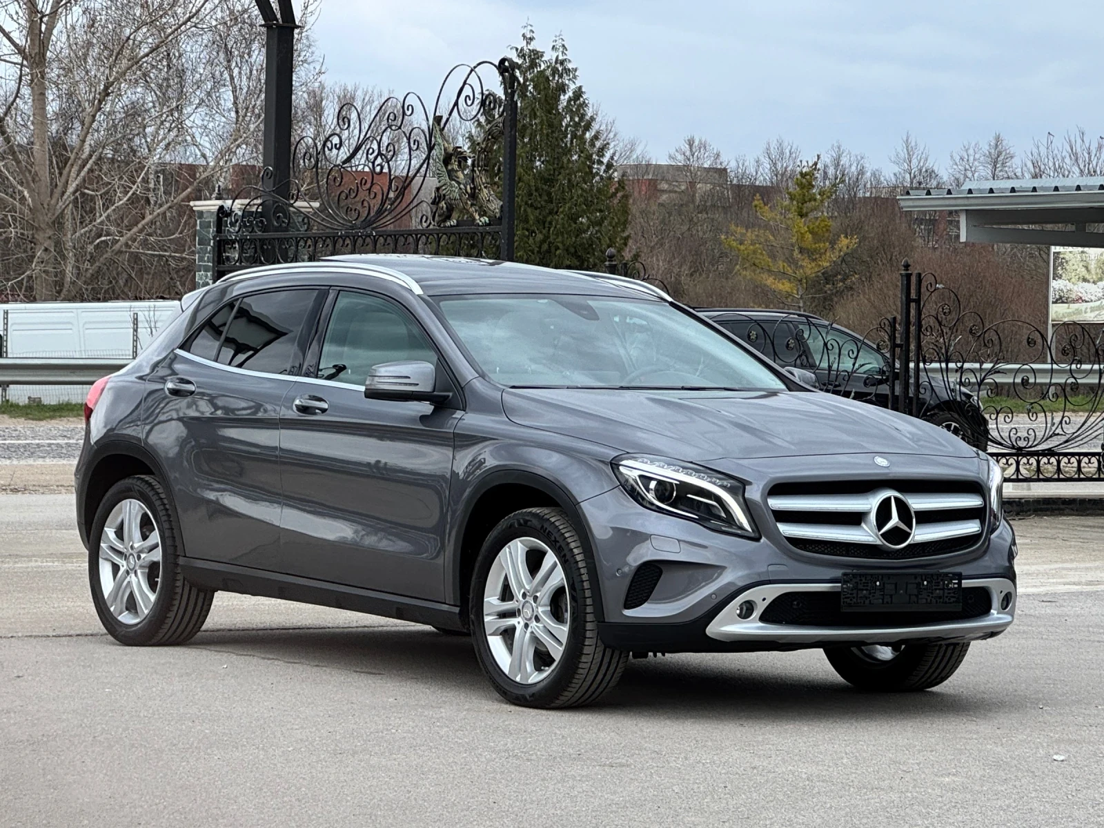 Mercedes-Benz GLA 200 2.0D 4Matic ПАНОРАМА АВТОМАТ, снимка 3 - Автомобили и джипове - 53913259