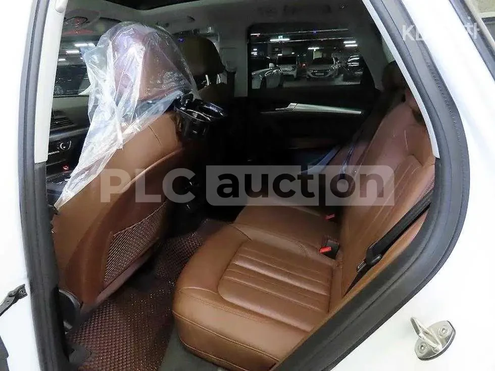 Audi Q5 40TDI QUATTRO| CAM| HUD| PANO| ВКЛ.ТЕХНОТЕСТ, снимка 13 - Автомобили и джипове - 54595996