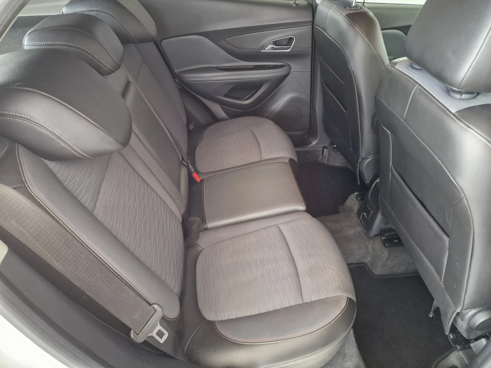 Opel Mokka 1.4  turbo 4x4 COSMO 137000km TOP , снимка 8 - Автомобили и джипове - 54681229