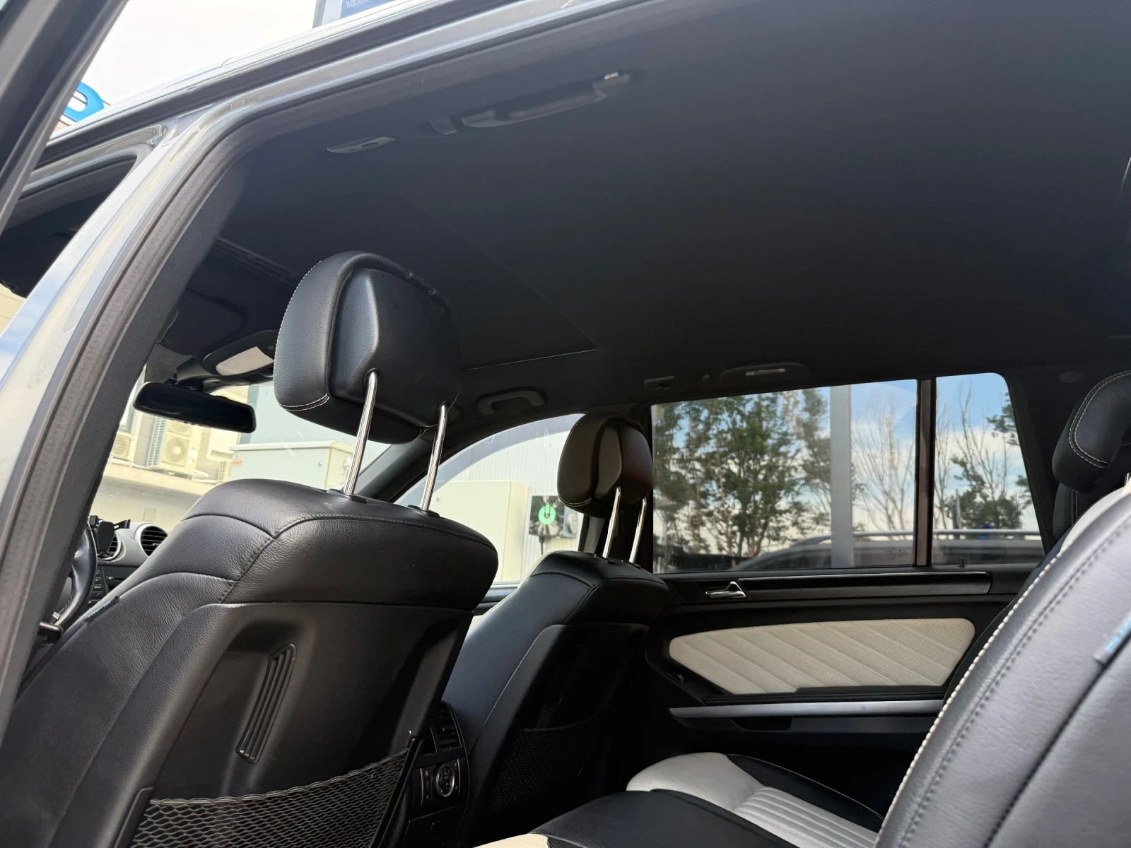 Mercedes-Benz GL 350 AMG GRAND EDITION, снимка 11 - Автомобили и джипове - 54899092