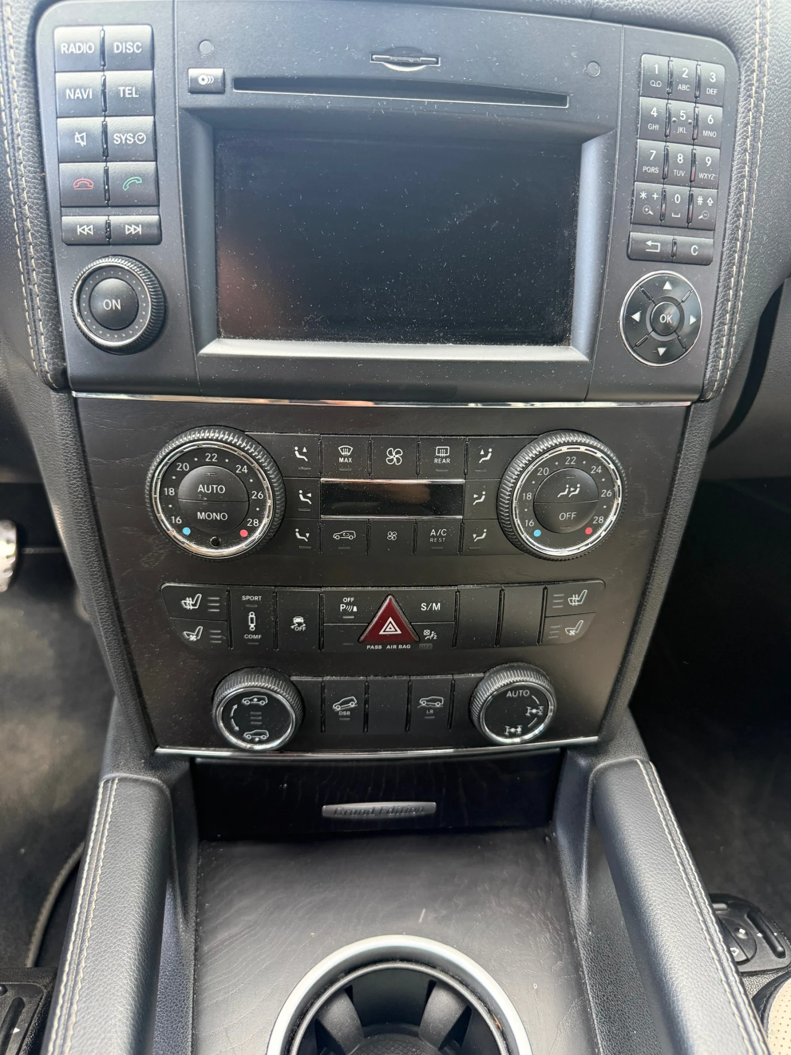 Mercedes-Benz GL 350 AMG GRAND EDITION, снимка 13 - Автомобили и джипове - 54899092