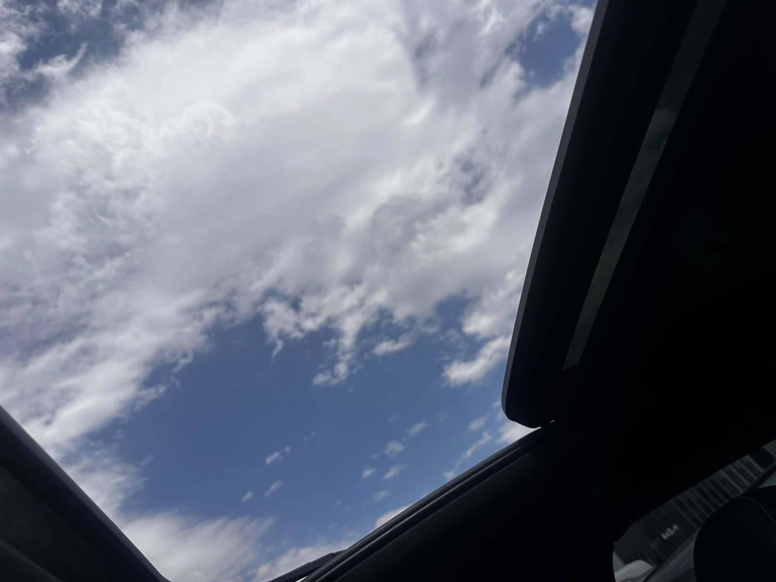 Audi Q3 2.0TDI S-line Quattro, снимка 11 - Автомобили и джипове - 55376738