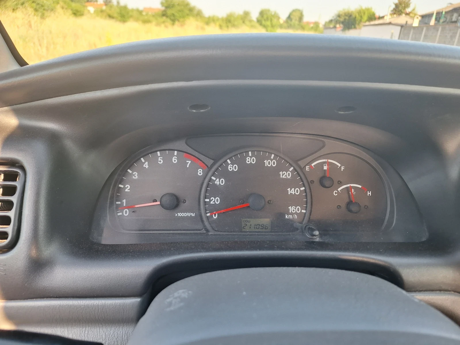 Suzuki Grand vitara, снимка 7 - Автомобили и джипове - 55633715