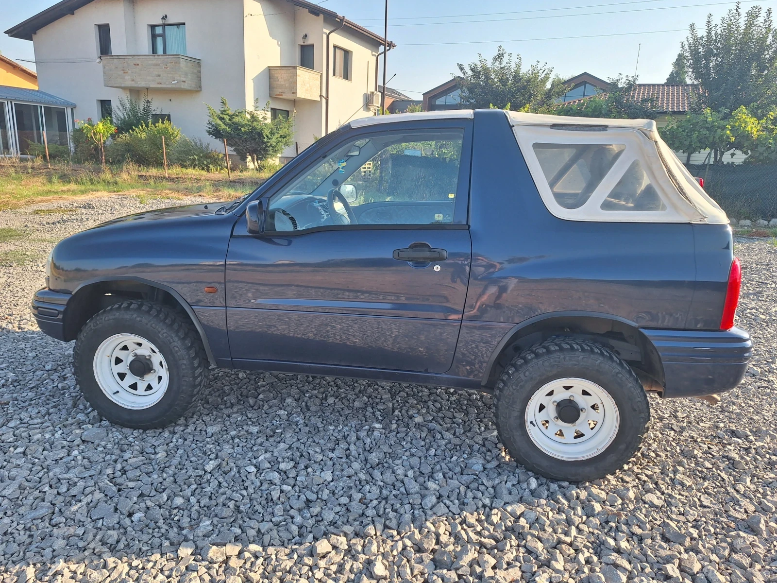 Suzuki Grand vitara, снимка 3 - Автомобили и джипове - 55633715