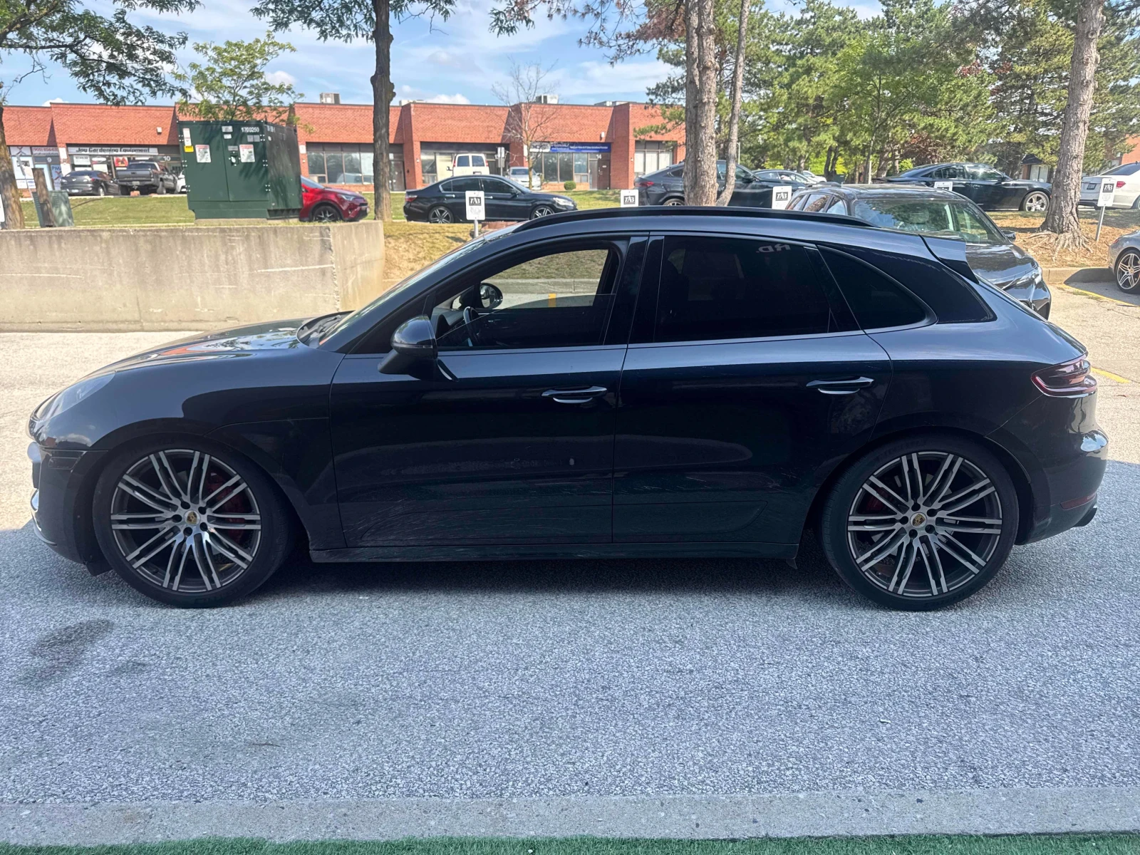 Porsche Macan * Turbo * CARFAX * ОПЦИЯ ЗА ФИНАНСИРАНЕ, снимка 17 - Автомобили и джипове - 55827381