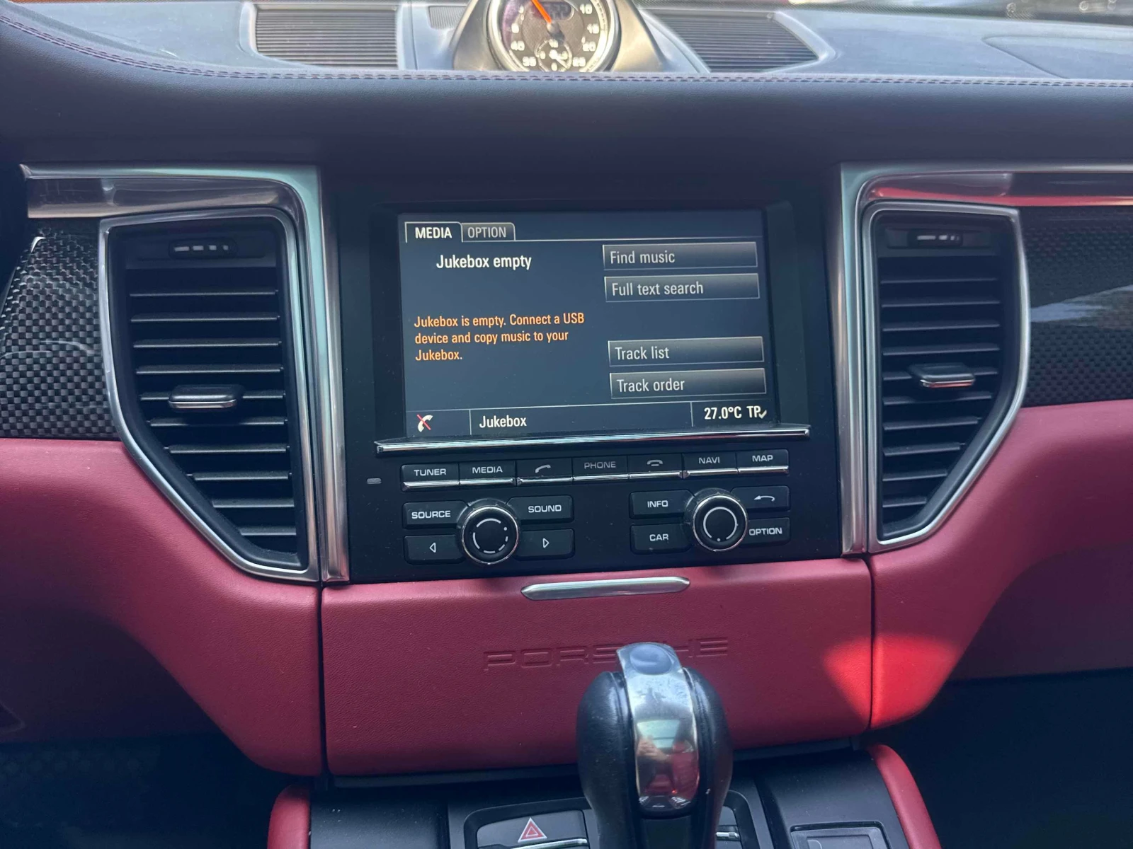 Porsche Macan * Turbo * CARFAX * ОПЦИЯ ЗА ФИНАНСИРАНЕ, снимка 14 - Автомобили и джипове - 55827381