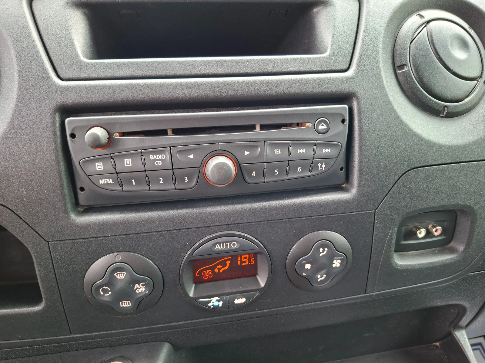 Opel Movano 2.3CDTI* 6-SPEED.* 2.5м.-2.0м.* 36м. х 277EUR.* , снимка 14 - Бусове и автобуси - 54510556