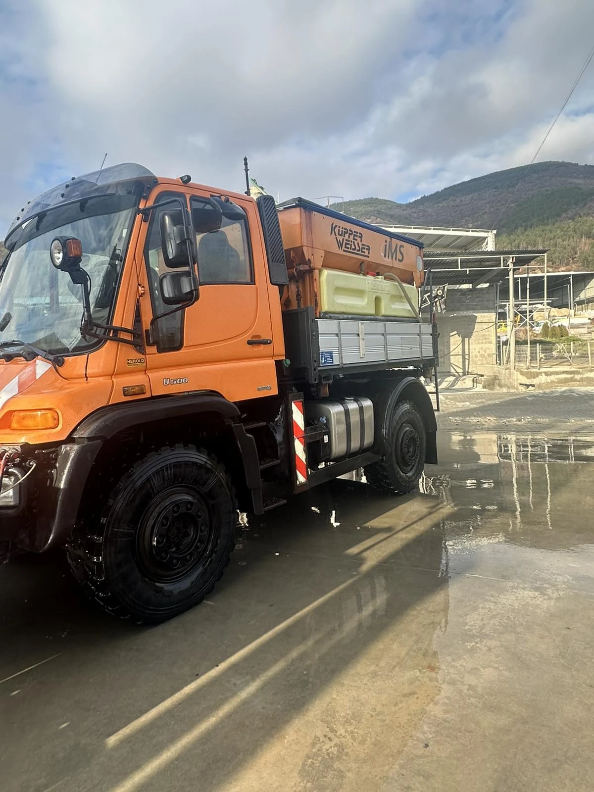 Mercedes-Benz UNIMOG U 500 - изображение 7