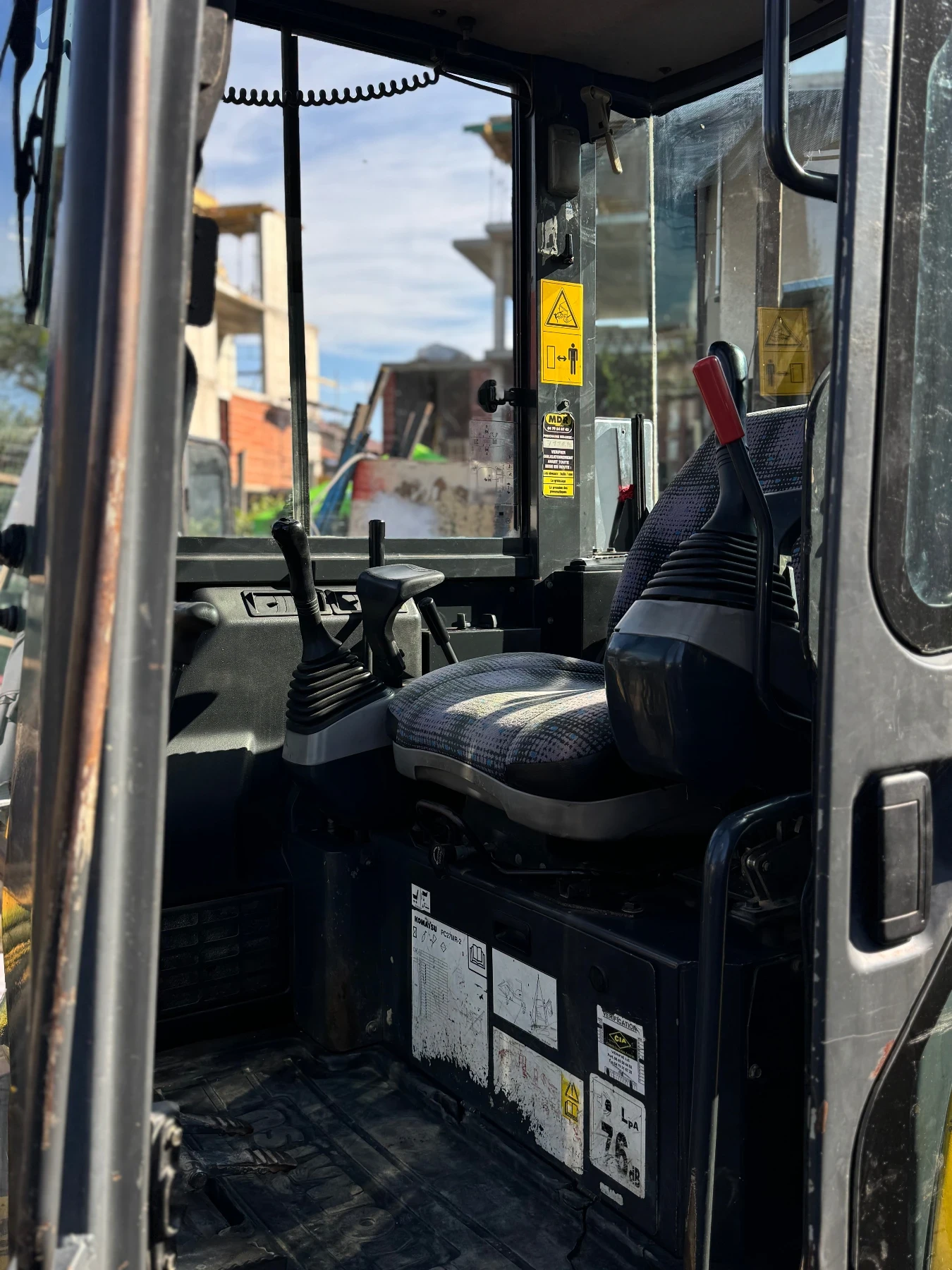 Багер Komatsu PC27MR-2 , снимка 5 - Индустриална техника - 55183186