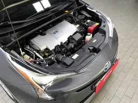 Toyota Prius 1.8 Хибрид, снимка 12