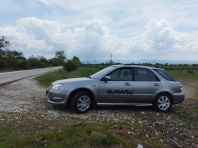 Subaru Impreza 1.5, снимка 3 - Автомобили и джипове - 44672664