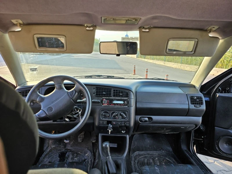 VW Golf Golf 3, снимка 7 - Автомобили и джипове - 47479829