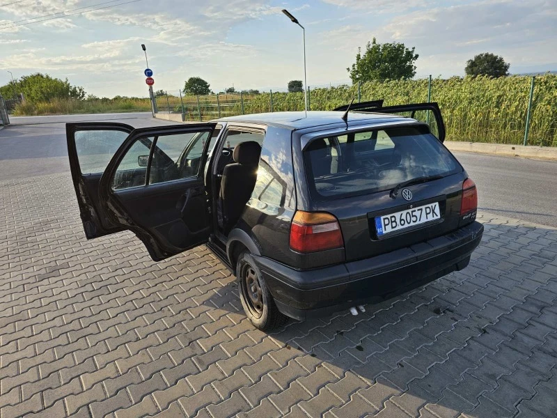 VW Golf Golf 3, снимка 2 - Автомобили и джипове - 47479829