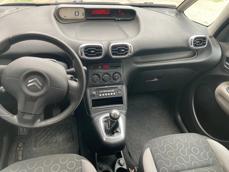 Citroen C3 Picasso 1.6i, снимка 8 - Автомобили и джипове - 47542370