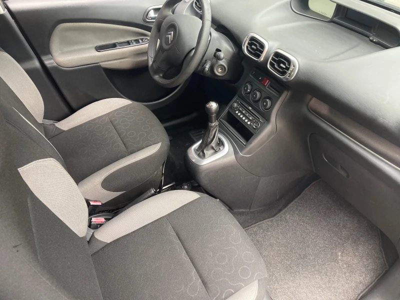 Citroen C3 Picasso 1.6i, снимка 11 - Автомобили и джипове - 47542370