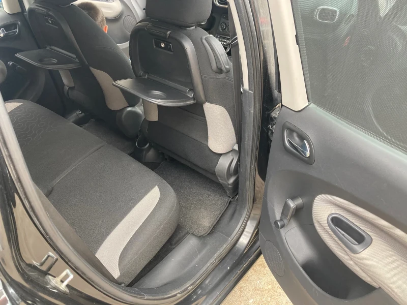 Citroen C3 Picasso 1.6i, снимка 12 - Автомобили и джипове - 47542370