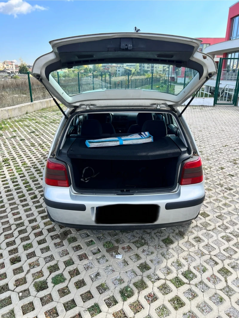 VW Golf 1.6, снимка 9 - Автомобили и джипове - 47494114