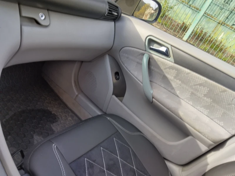 Mercedes-Benz C 200 C200 compressor, снимка 10 - Автомобили и джипове - 49863275