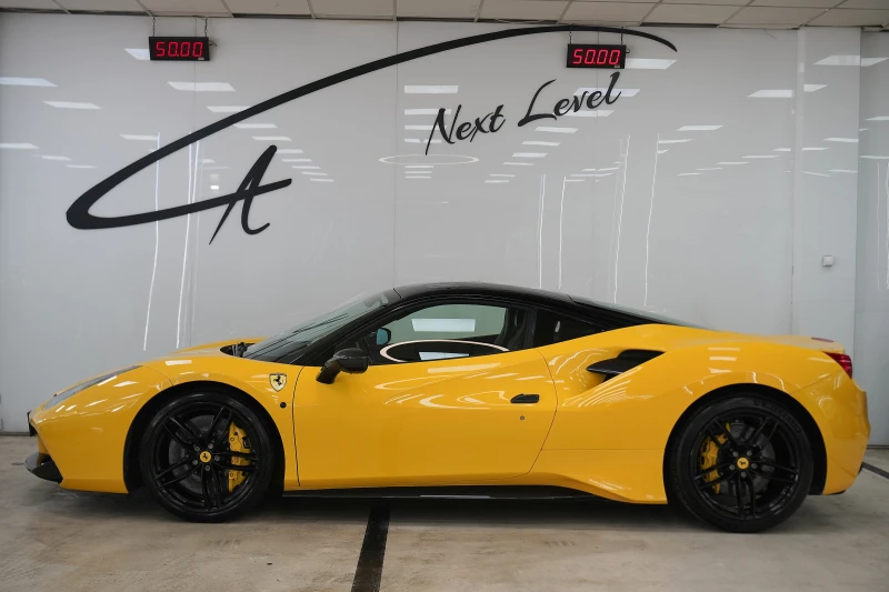 Ferrari 488 GTB 3.9 V8 BiTurbo Carbon Package AKRAPOVIC, снимка 4 - Автомобили и джипове - 50548025