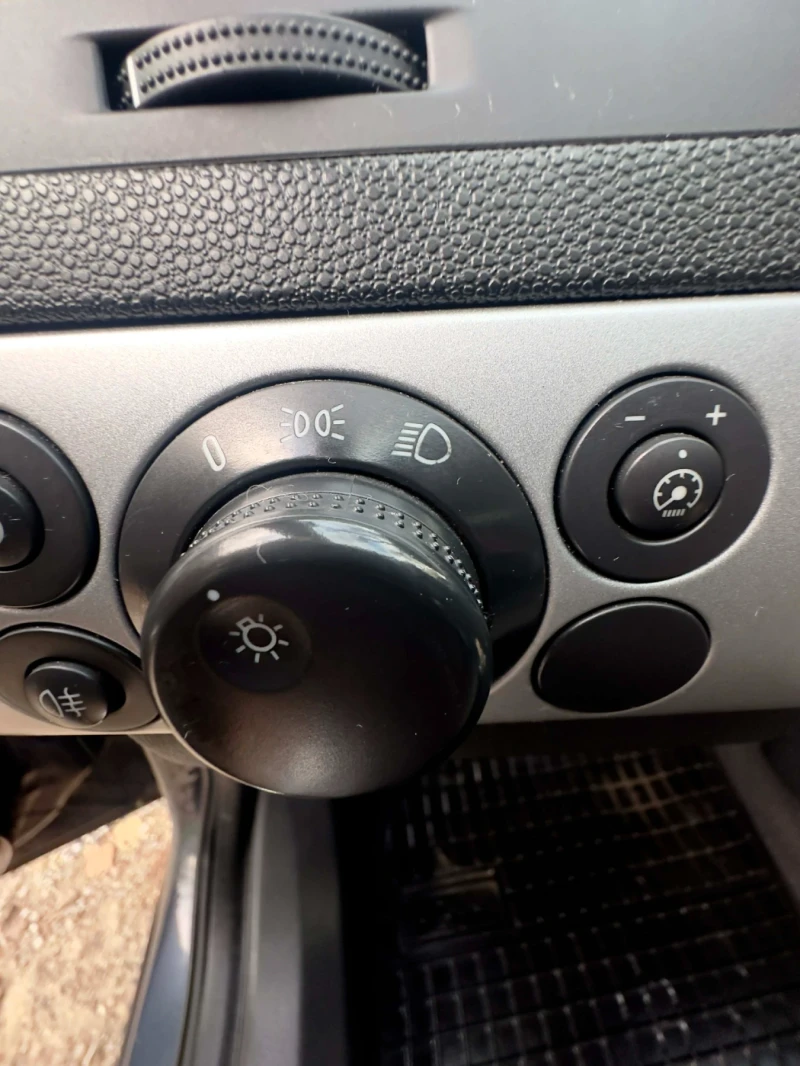 Opel Astra, снимка 8 - Автомобили и джипове - 52550408