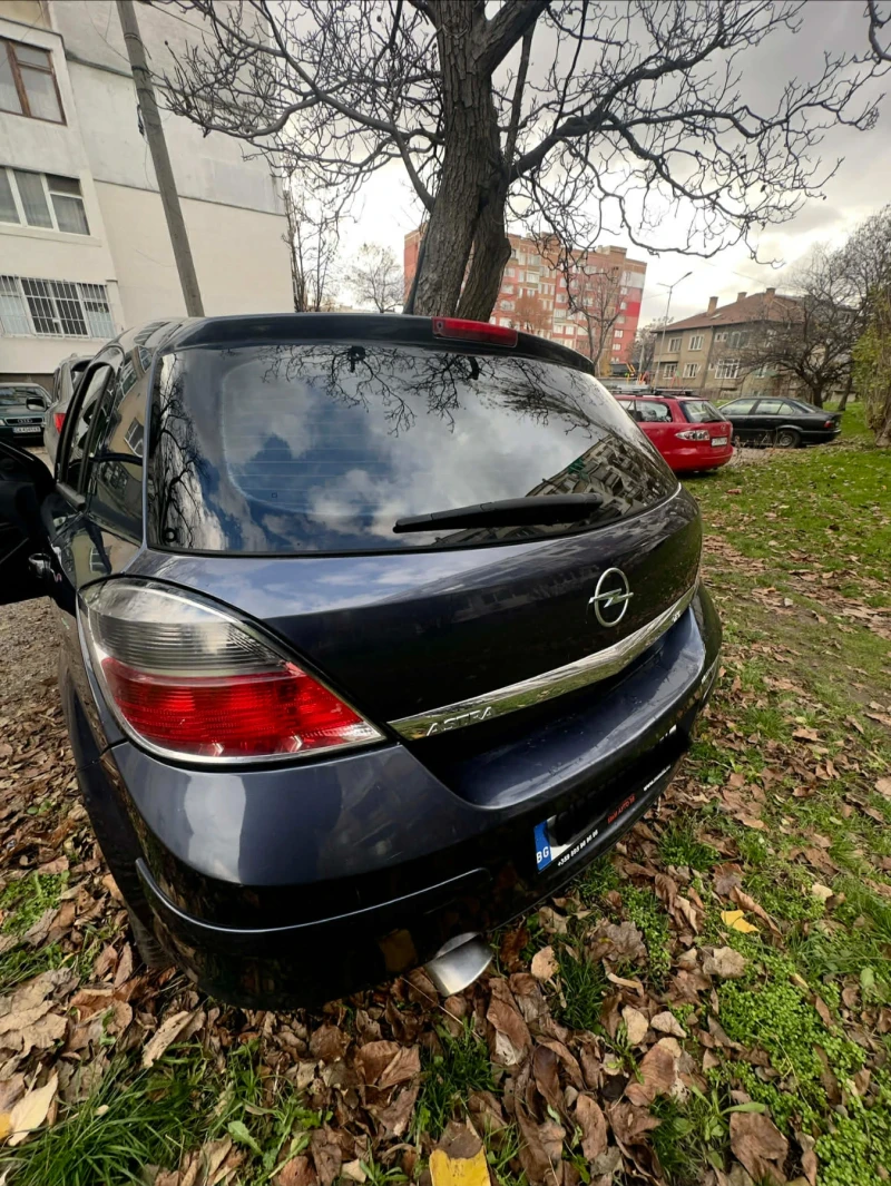 Opel Astra, снимка 3 - Автомобили и джипове - 52550408