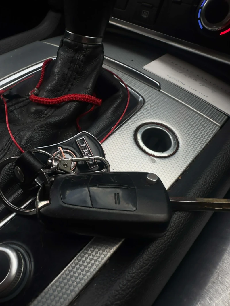 Opel Astra, снимка 17 - Автомобили и джипове - 52550408