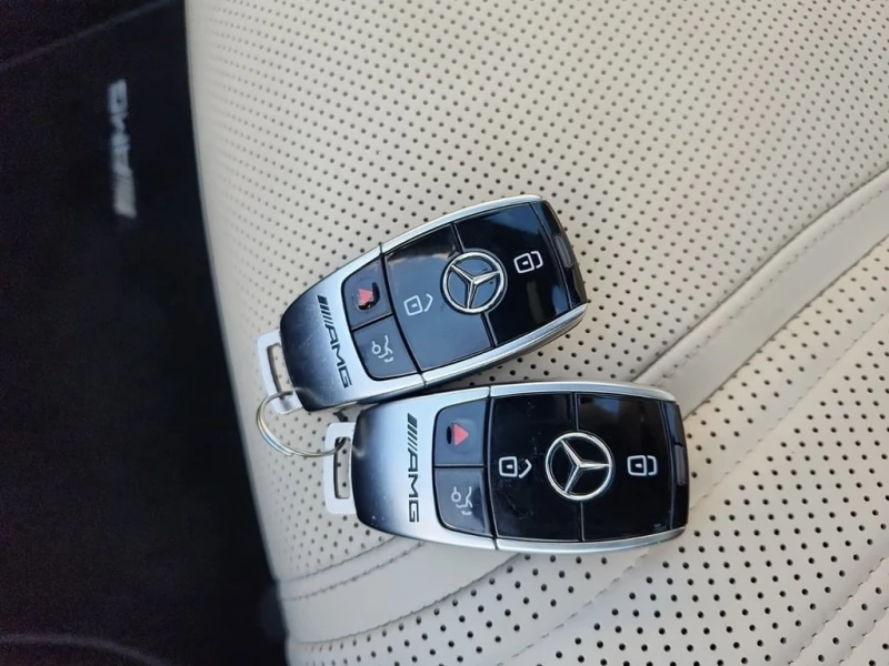 Mercedes-Benz S 63 AMG S63  CARFAX, снимка 8 - Автомобили и джипове - 52662280