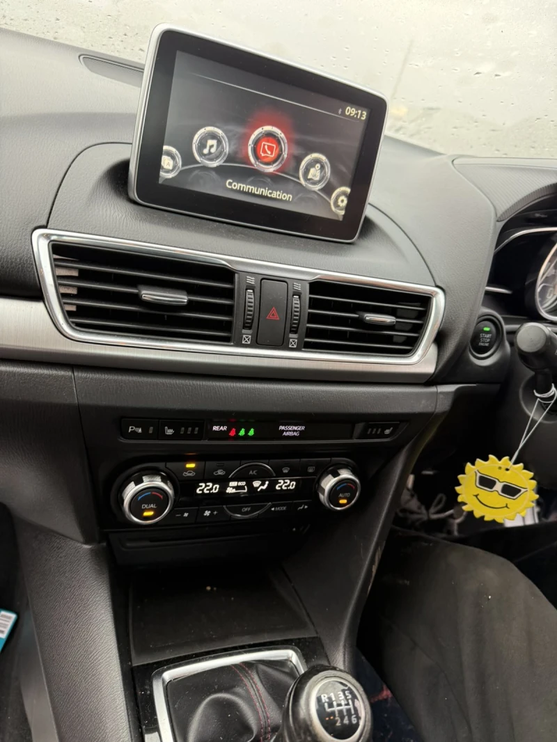 Mazda 3 2.2d, снимка 12 - Автомобили и джипове - 53388896