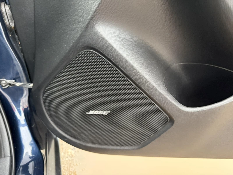 Mazda 3 2.2d, снимка 11 - Автомобили и джипове - 53388896