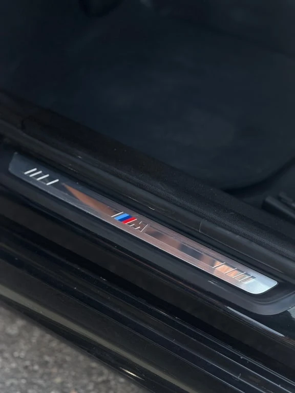 BMW 330 * 330i xDrive * CARFAX * ЦЕНА ДО БГ, снимка 13 - Автомобили и джипове - 53469977