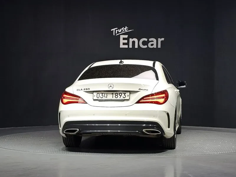Mercedes-Benz CLA 250  4Matic Amg Line, снимка 4 - Автомобили и джипове - 55100599