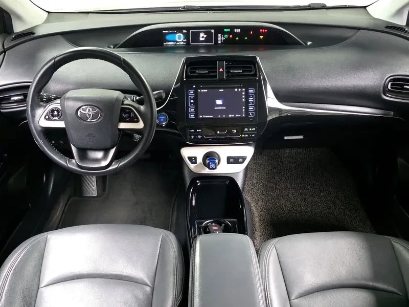 Toyota Prius 1.8 Хибрид, снимка 3 - Автомобили и джипове - 55687550