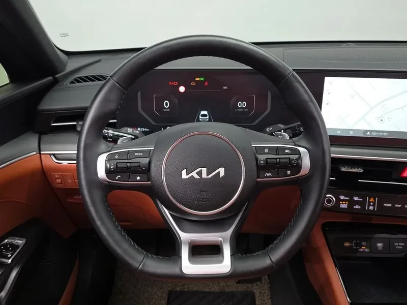 Kia K5 1.6 Turbo Prestige, снимка 13 - Автомобили и джипове - 55886052