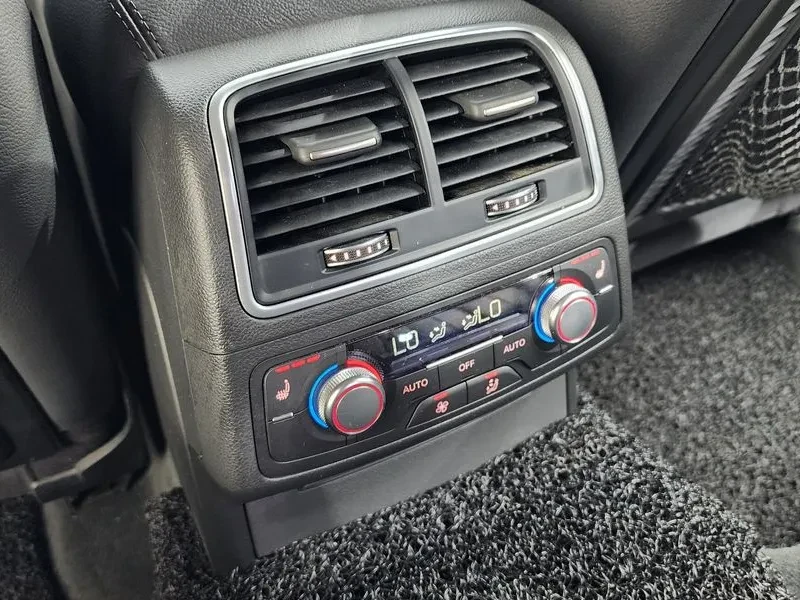Audi A6, снимка 17 - Автомобили и джипове - 56159359