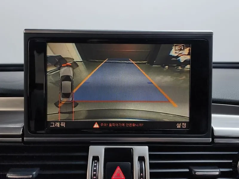 Audi A6, снимка 15 - Автомобили и джипове - 56159359