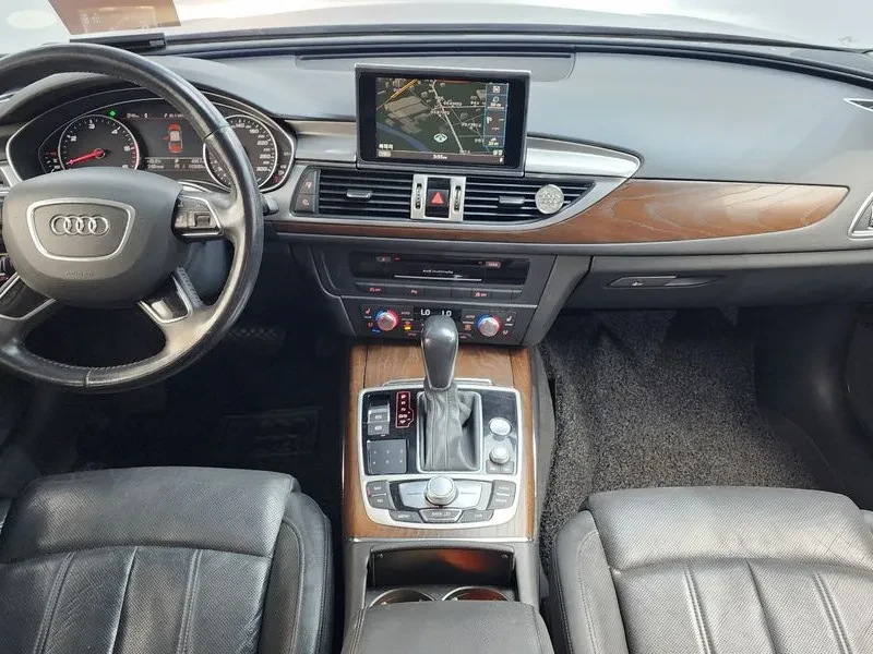 Audi A6, снимка 7 - Автомобили и джипове - 56159359